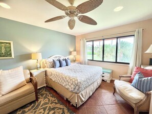 1 bedroom, iron/ironing board, WiFi, bed sheets - OV 921 Golf Course View Condo - Paradise Rental in Ocean Village (FORT PIERCE)