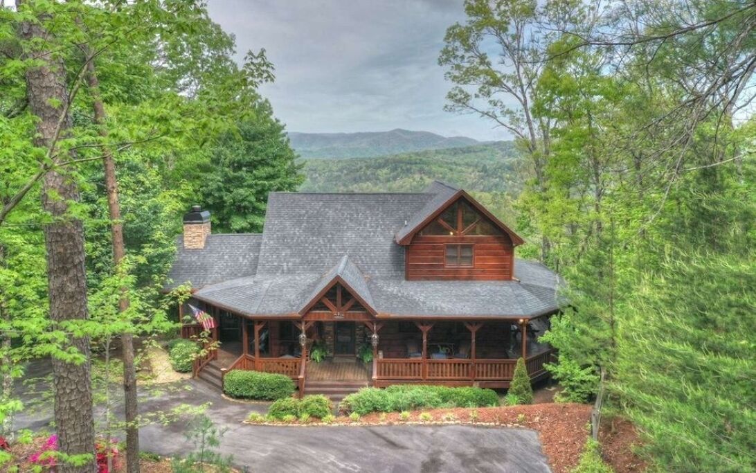 Amazing Panoramic Views, Video Tour, Hot Tub, 10 mins to Blue Ridge!