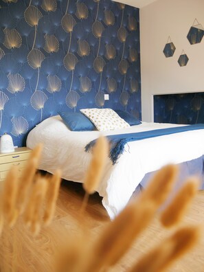 3 habitaciones, tabla de planchar con plancha, cuna de viaje y wifi 