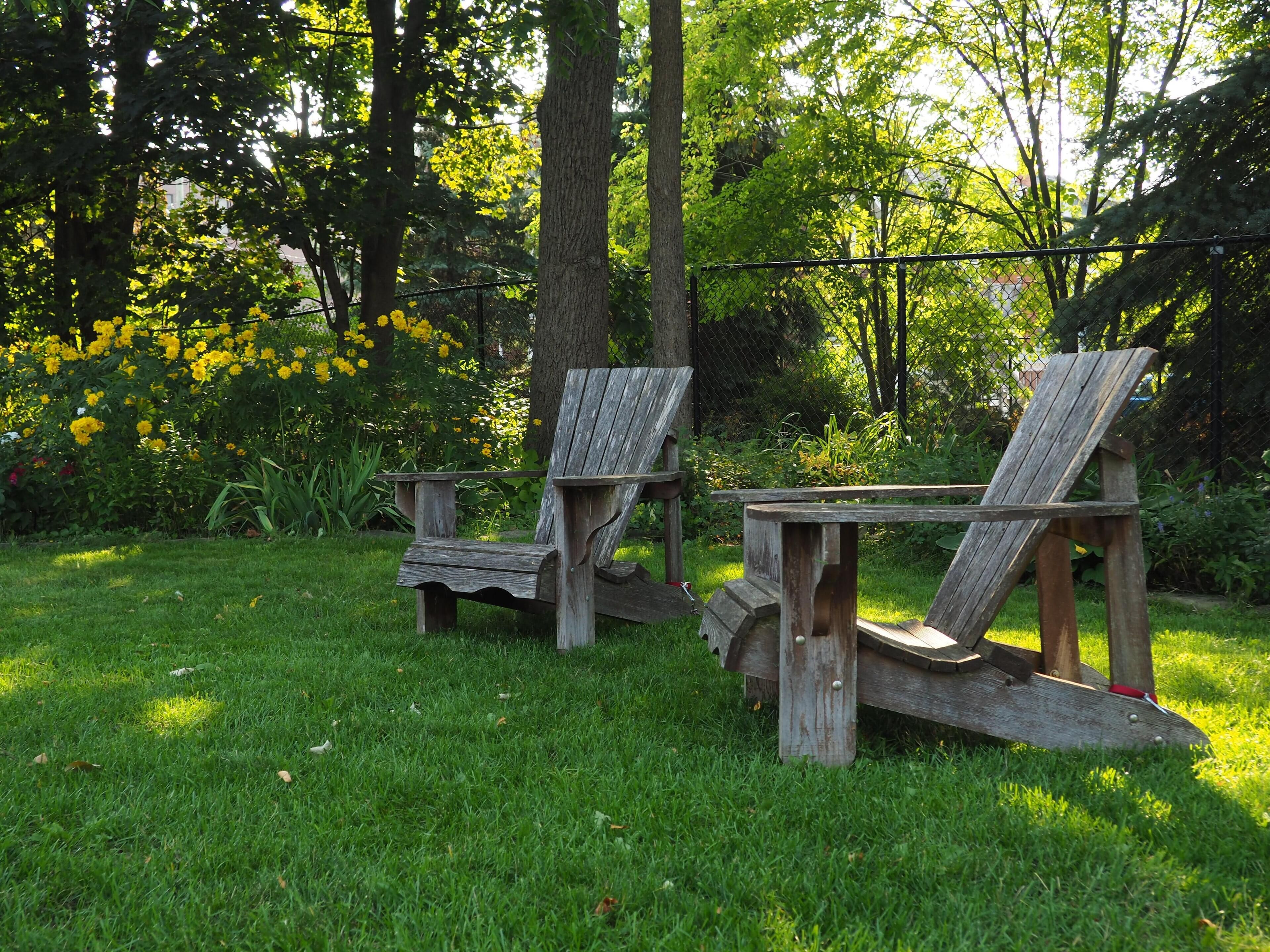 Premium Apartment w/ Kitchen, Garden Views & Off Street Parking!