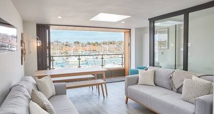 Host & Stay | Coastal Townhouse