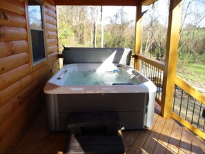 Bain à remous extérieur