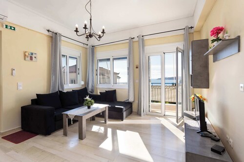 Koroni Seaview Retreat - Summer Romantic Escape