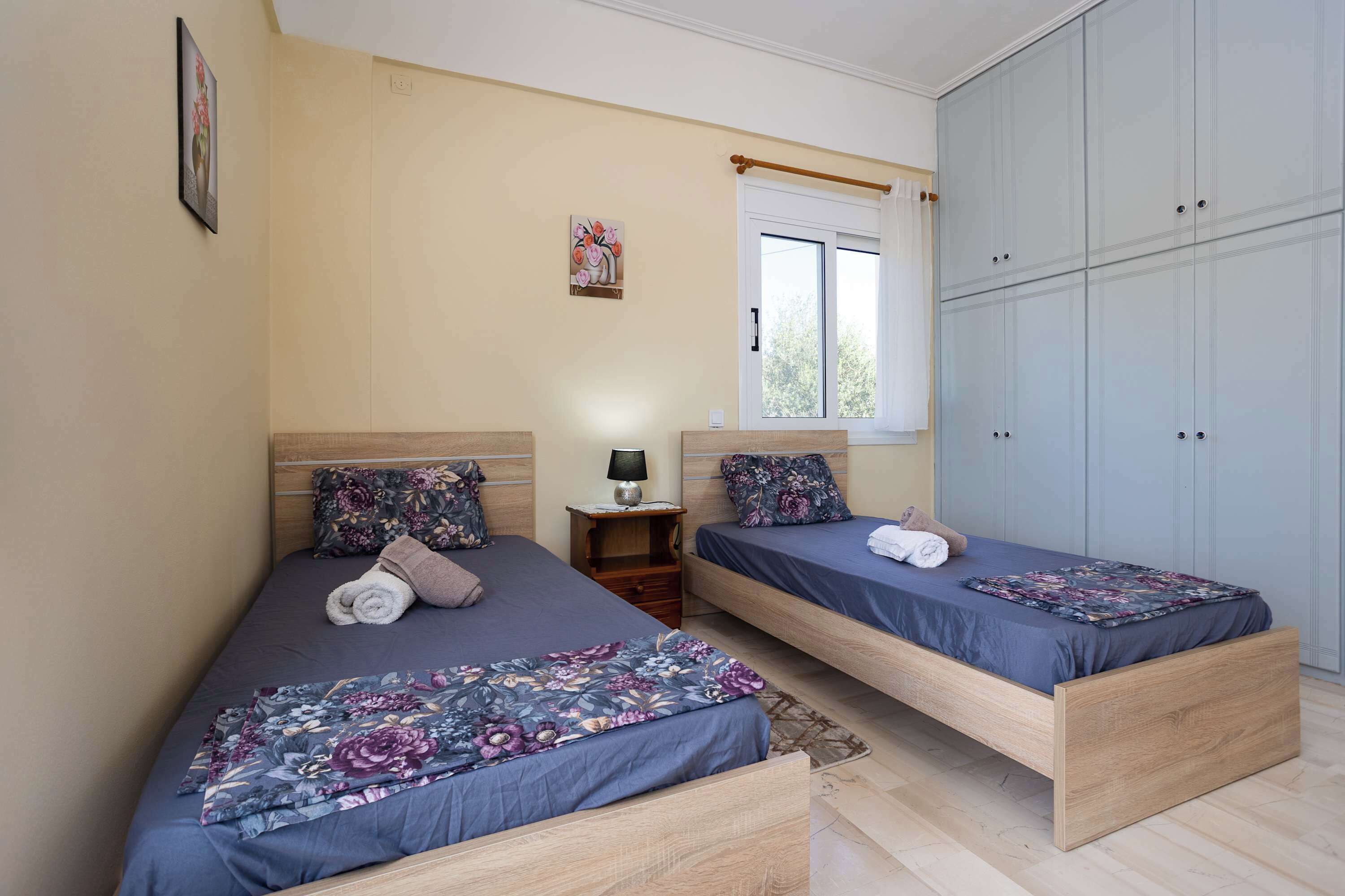 2 dormitoris, un bressol de viatge, wifi i roba de llit 