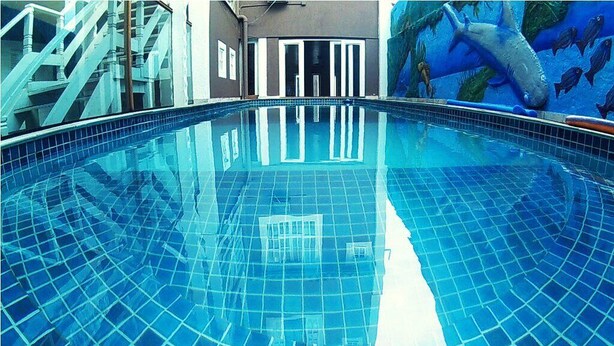 Outdoor pool - Pousada Caravela (Arraial do Cabo)