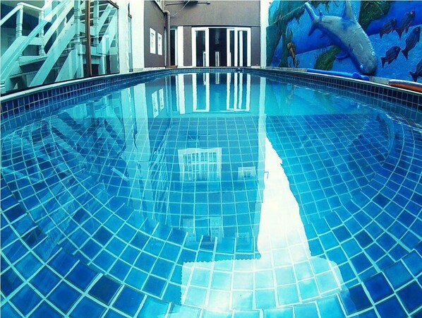 Outdoor pool - Pousada Caravela (Arraial do Cabo)