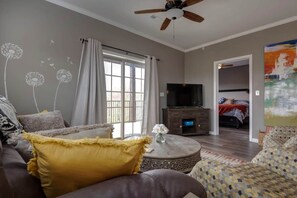 2 Schlafzimmer, Bügeleisen/Bügelbrett, WLAN, Bettwäsche