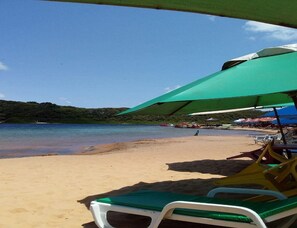 On the beach - Sonia Flats - Ground floor apartment on Camurupim Beach - Beachfront condominium. (Nisia Floresta)
