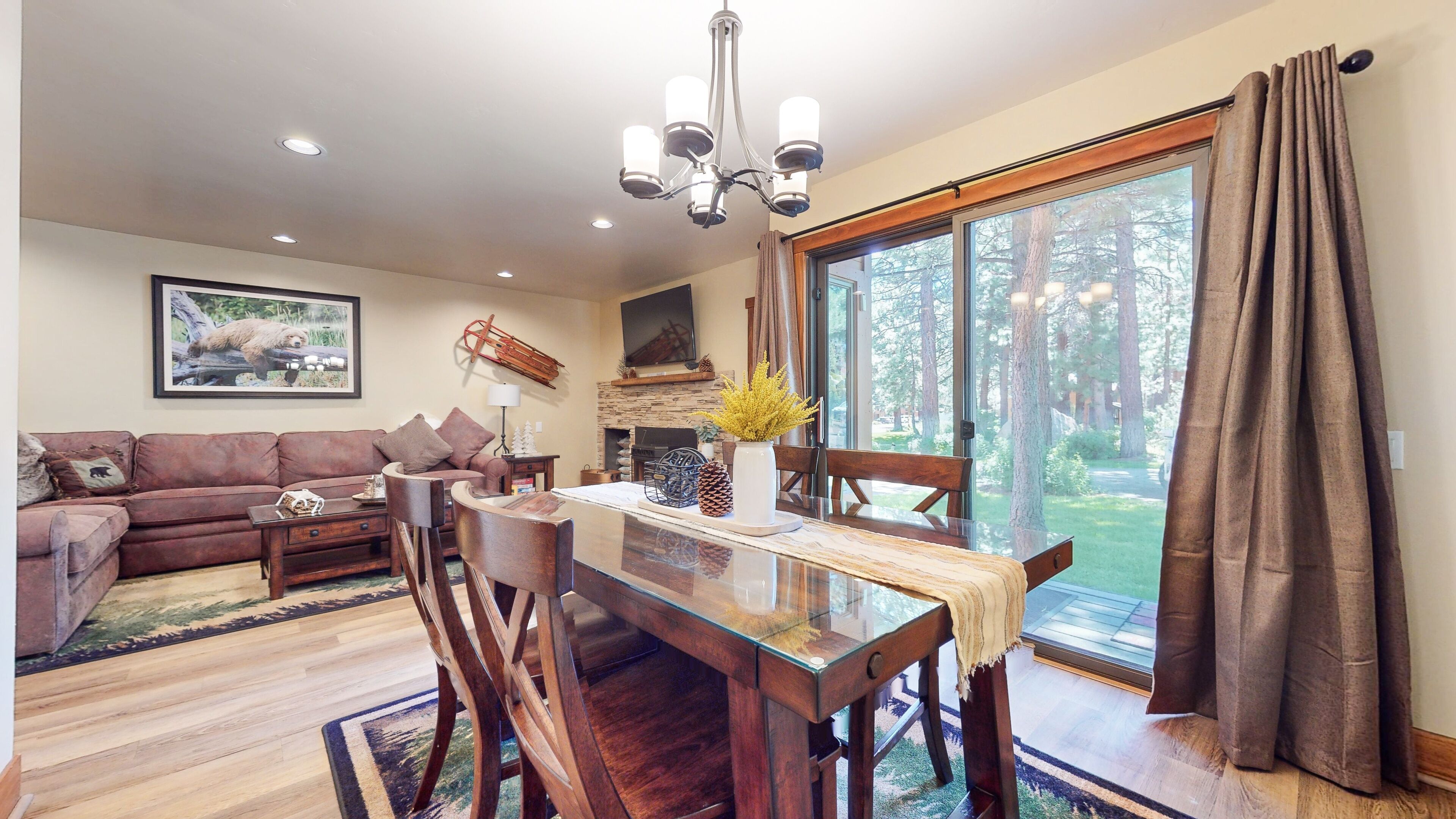 Condo, 1 Bedroom | Dining