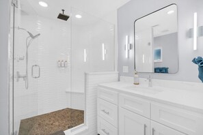 Nicht klassifiziertes Bild, 2 von 63, Schaltfläche