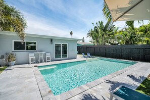 Nicht klassifiziertes Bild, 3 von 63, Schaltfläche