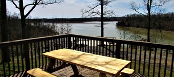 Cabin 3 at Kentucky Lake's Lynnhurst Family Resort