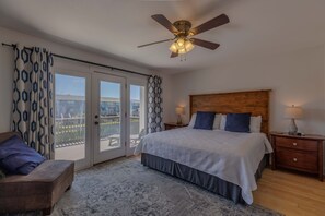 2 bedrooms, iron/ironing board, travel cot, free WiFi - Cozy Coastal Beach Villa (Pensacola Beach)