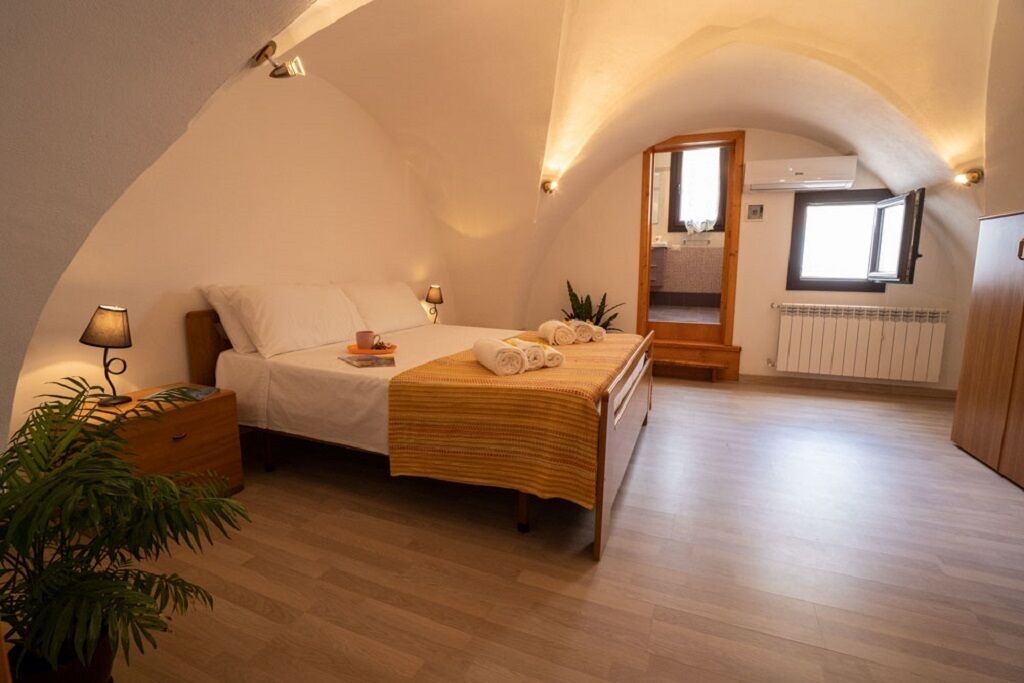 IENTU house three minutes from the beach suitable for families