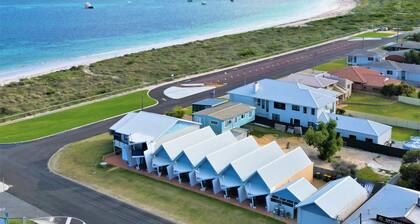 Windsurfer Beach Chalet - 2