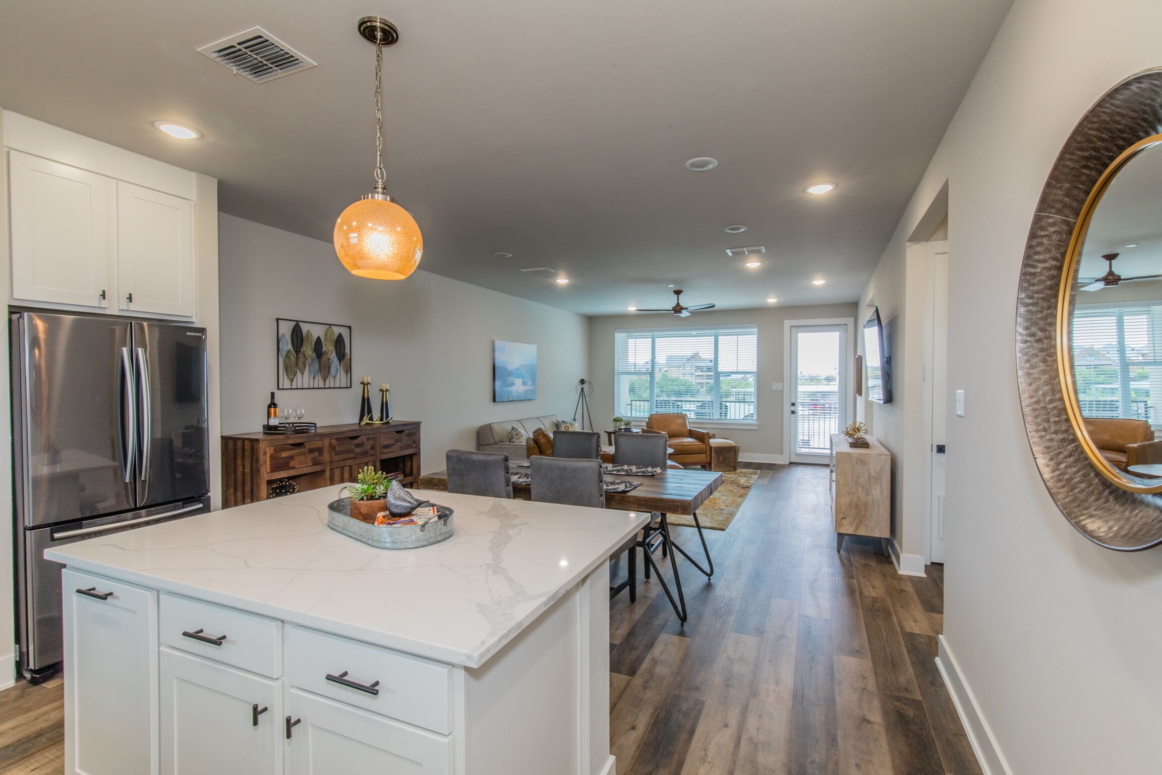 Lake front Condo 2BD/2BA w/ pool, hot tub, fire pit, gas grills, gym, & laundry.