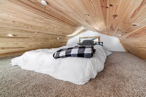 1 bedroom, free WiFi, bed sheets - Mountain View Tiny House in Golf Capital of TN (Crossville)