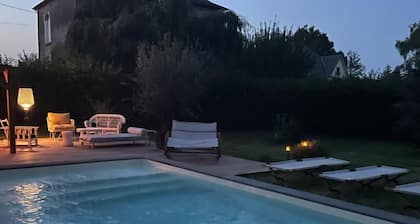 Luxury holiday villa for 14 people Corrèze campagn et grand air