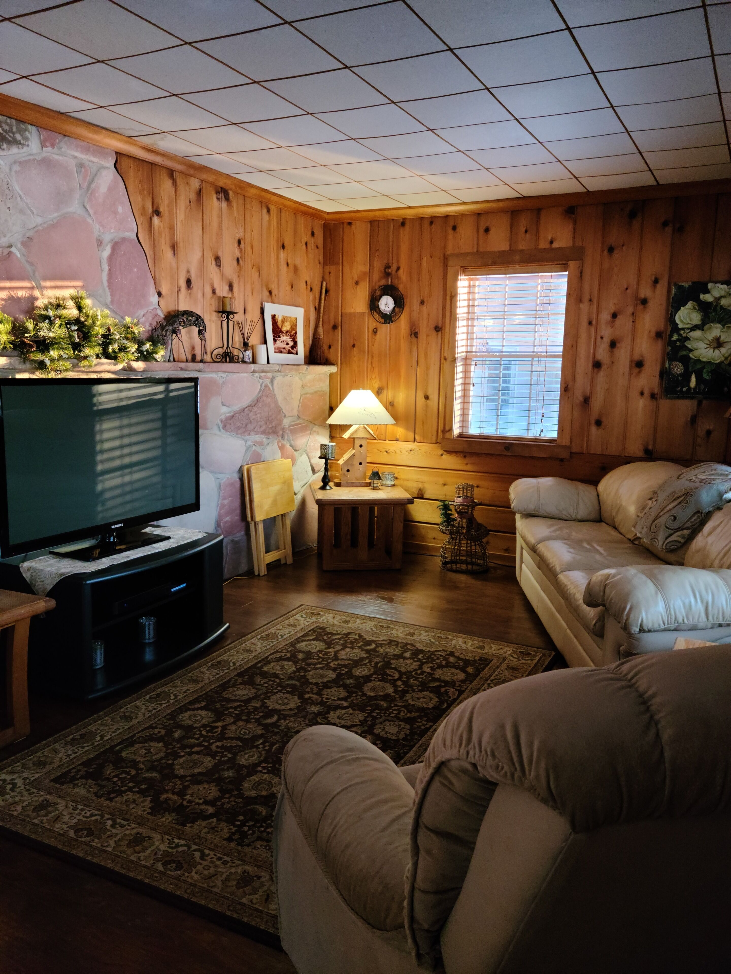 Cozy Sunset Lake Cottage on Fish Lake  off of  ATV /Snowmobile trail 5!