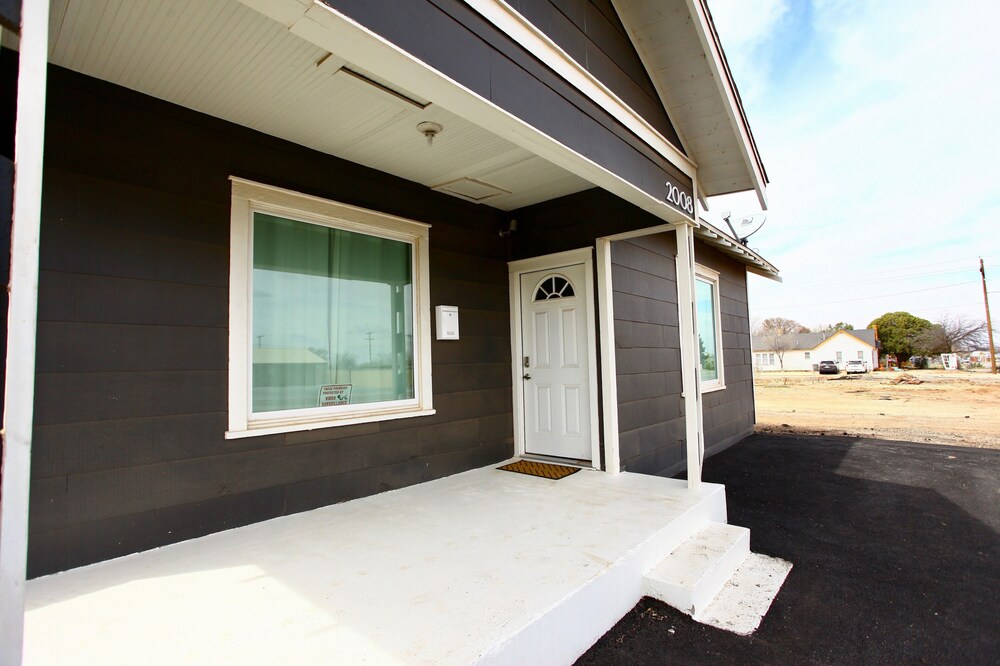 The Home Realtor Guest House