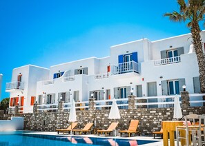 Exterior - Summer Shades (Paros)
