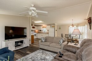 Smart TV - GO FISH House (Okeechobee)