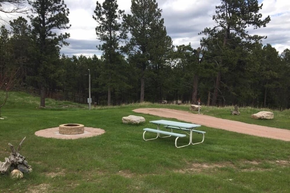 Private Camper Site near Popular Attractions