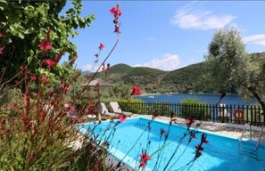 Udendørs pool