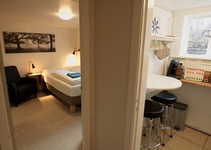 1 bedroom, free WiFi, bed sheets - Extra-small cozy apartment (Reykjavík)