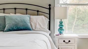 4 habitaciones, tabla de planchar con plancha y acceso a internet