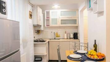 Apartment | Private kitchen | Fridge, microwave, stovetop, coffee/tea maker