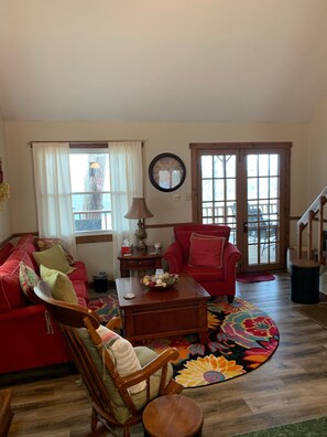 TV connectée, lecteur de DVD, vidéothèque, chaîne hi-fi