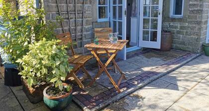 Cosy flat with a great view, near the centre of Hebden Bridge