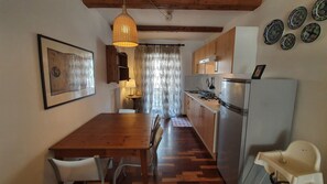 Microwave, dishwasher, highchair, cookware/dishes/utensils - Apartment, Dolomites 4 places, very central (Santo Stefano di Cadore)