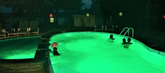 Cabin 5 at Kentucky Lake's  Lynnhurst Family Resort