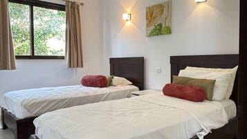 3 bedrooms, iron/ironing board, travel cot, WiFi