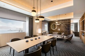 Presidential Suite, 1 King Bed | Living area