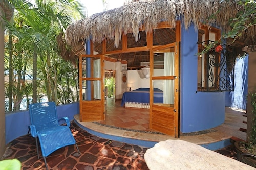 "Casita La Palmita" (Little Palm) 1 Bed / 1 Bath