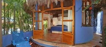 "Casita La Palmita" (Little Palm) 1 Bed / 1 Bath