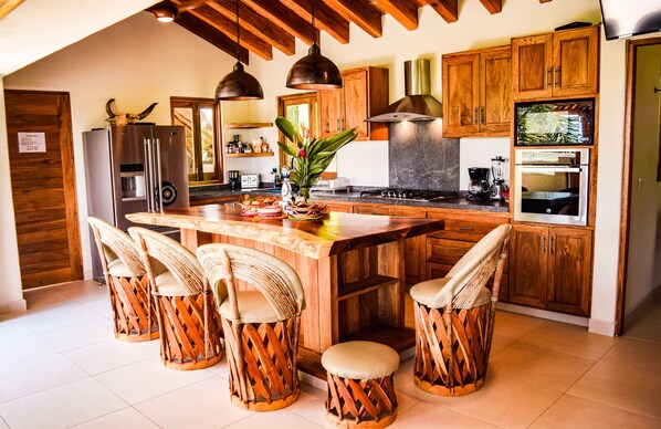 Fridge, microwave, oven, stovetop - "Vista al Mar" ( Ocean View), 4 bedroom, 4.5 bath (Sayulita)