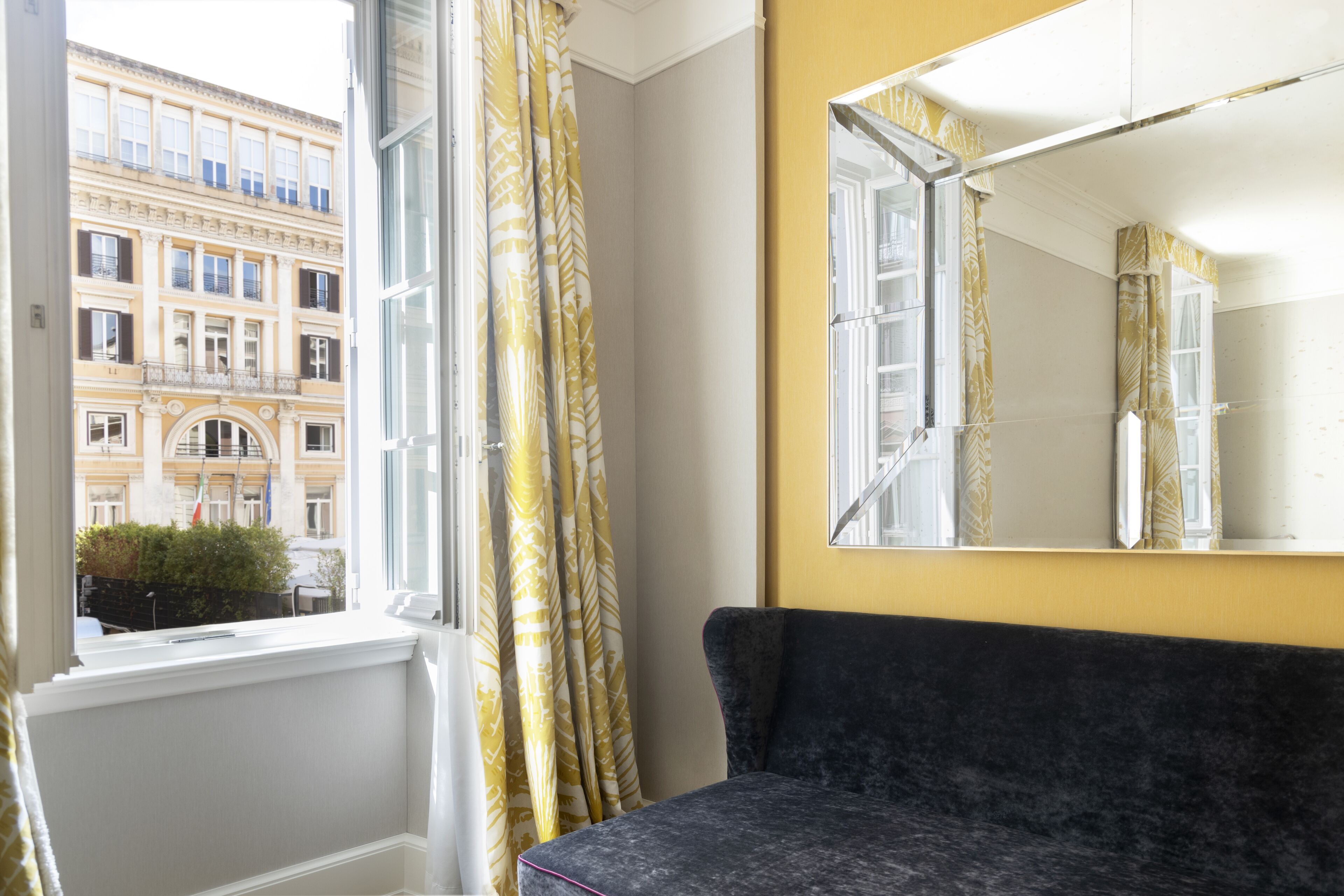 premium bedding, select comfort beds, free minibar, in-room safe