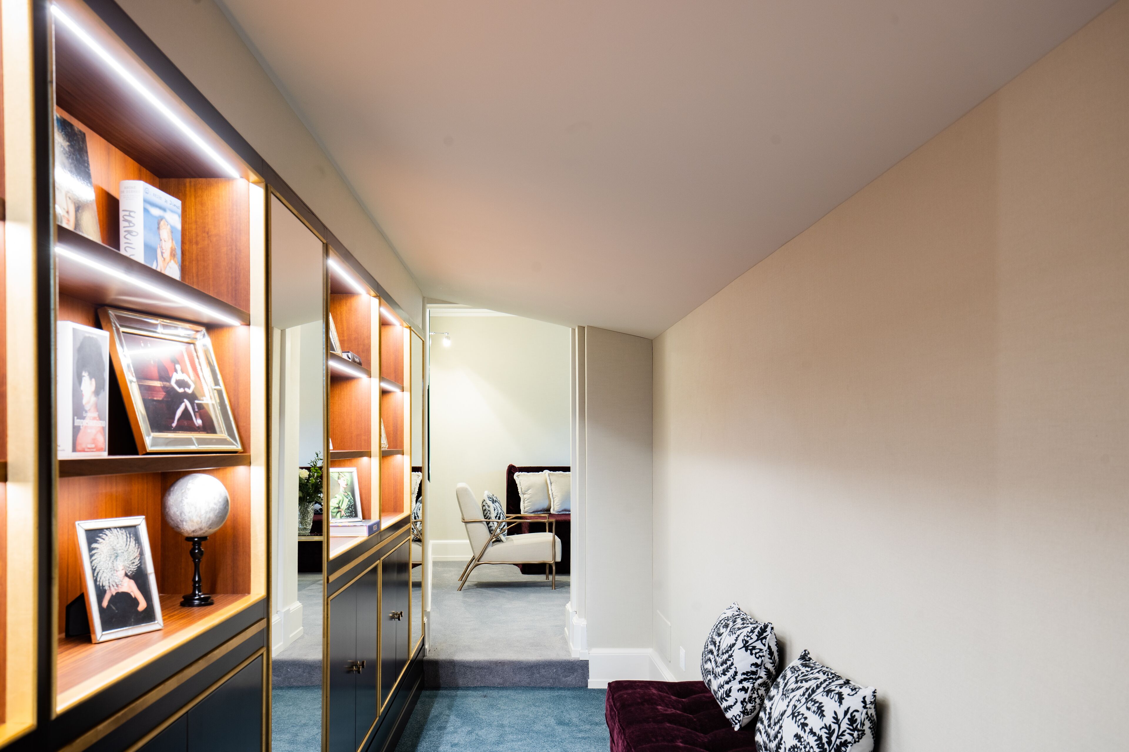 suite (donizetti) | living area | 50-inch smart tv with digital channels, tv