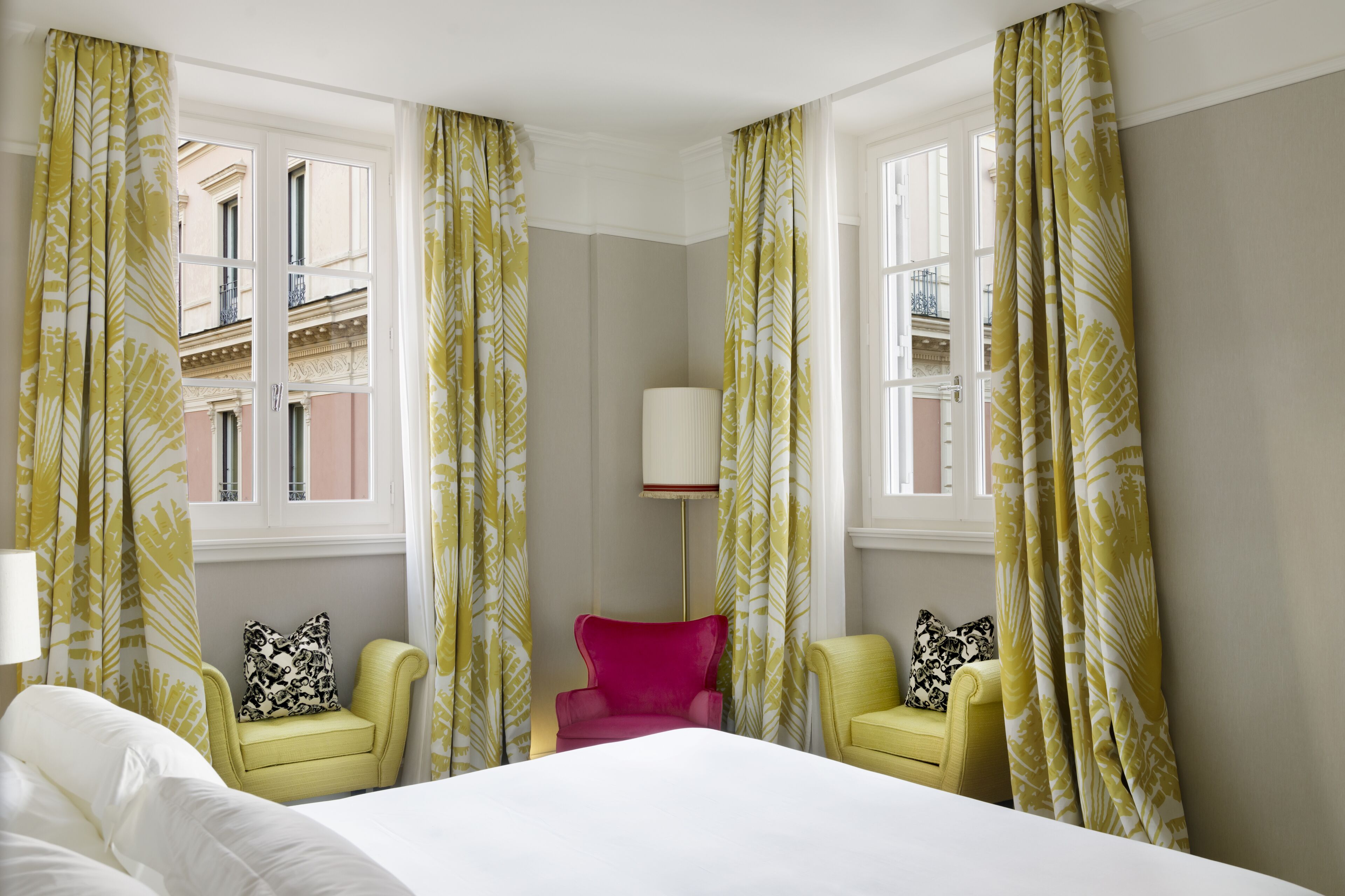 premium bedding, select comfort beds, free minibar, in-room safe