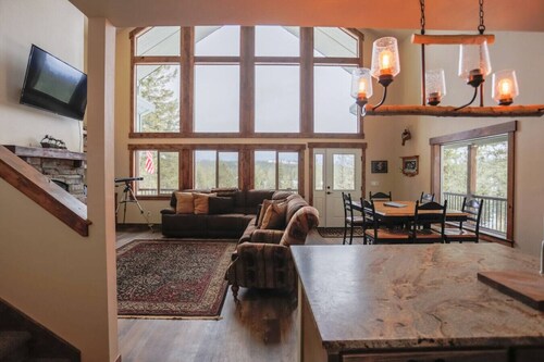 Get outdoors! New Meadows Retreat you can`t miss!