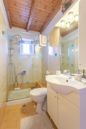 Apartment | Badezimmer