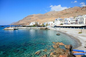House | 2 bedrooms - Spiros Beach Villa Large Private Pool Walk to Beach Sea Views A C Wifi Car Not Required - 971 (Sfakia)