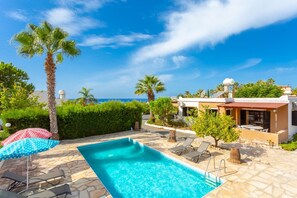 House | Pool | Outdoor pool
