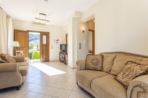 House | 2 bedrooms, WiFi