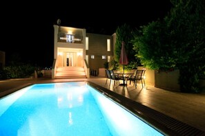 2 bedrooms, WiFi - Villa Fedra Large Private Pool Walk to Beach A C Wifi Car Not Required Eco-friendly - 1878 (Kefalonia)