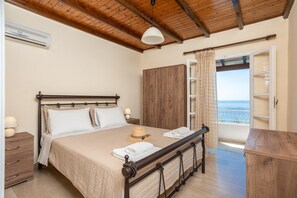 Villa | 2 bedrooms, WiFi